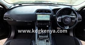 JAGUAR F -PACE ( 20D AWD )