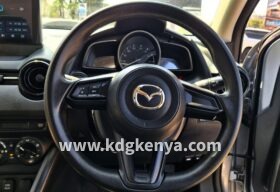 MAZDA ( MAZDA 2 )
