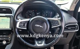 JAGUAR F -PACE ( 20D AWD )