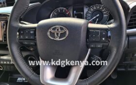 TOYOTA HILLUX PICK UP PART4WD DIESEL ( XGRADE )