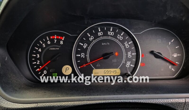 
TOYOTA NOAH  2WD ( X GRADE/ 7 SAETER ) full									