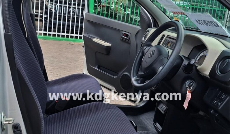
SUZUKI ALTO FF ( F GRADE ) full									