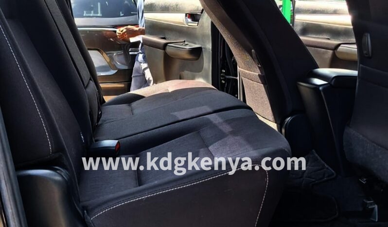 
								TOYOTA HILUX PICK UP PART4WD ( Z 4WD ) full									