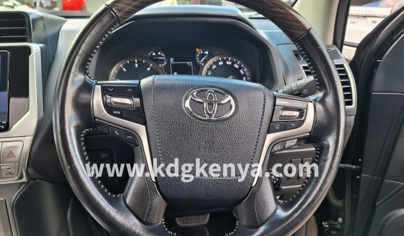
								TOYOTA LANDCRUISER PRADO FULL4WD (  TX 7 SEATER ) full									