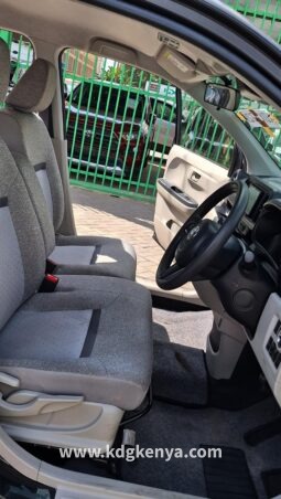 
TOYOTA PASSO FF  ( X L PACKAGE S ) full									