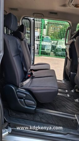 
TOYOTA NOAH  2WD ( X GRADE/ 7 SAETER ) full									