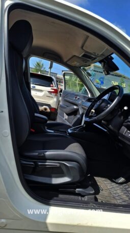
HONDA VEZEL FF ( HYBRID E :HEV Z ) full									