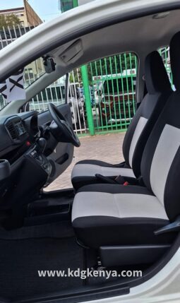 
										TOYOTA PIXES EPOCH FF ( L GRADE ) full									