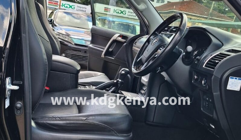 
								TOYOTA LANDCRUISER PRADO FULL4WD (  TX 7 SEATER ) full									