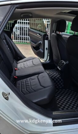 
										VOLKSWAGEN ARTEON (TSI 4MOTION R-L ADVANCE) full									