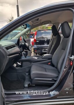 
HONDA VEZEL ( X HONDA SENSING ) full									