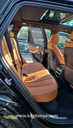 
										BMW (  X5  ) full									
