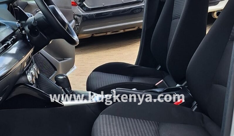 
MAZDA DEMIO FULL 4WD  ( 15S 4WD ) full									