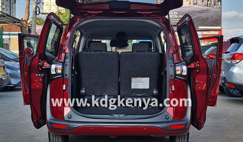 
								TOYOTA SIENTA  ( XV PACKAGE FF 7 SEATER  ) full									