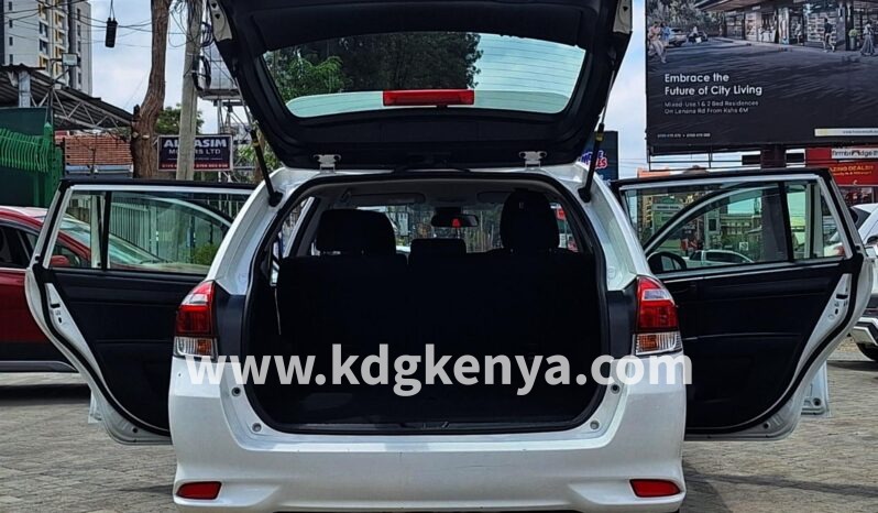 
TOYOTA COROLLA FIELDER ( HYBRID FF ) full									