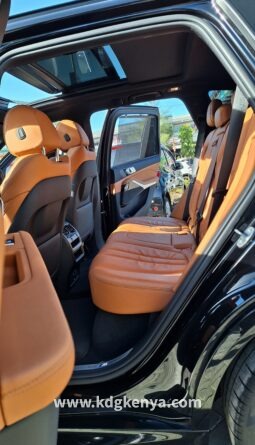 
										BMW (  X5  ) full									