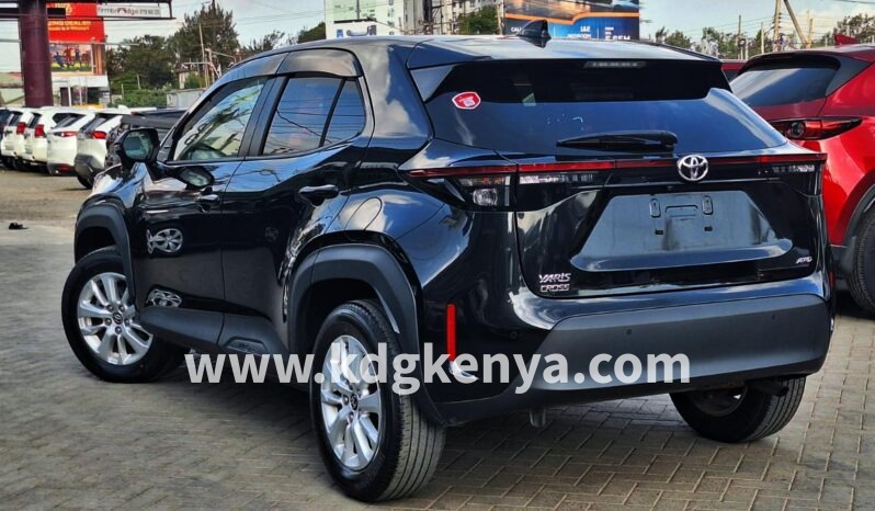 
TOYOTA YARIS CROSS FULL4WD   ( G4WD ) full									