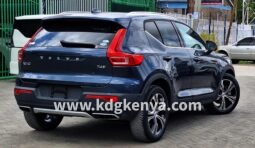 
										VOLVO XC40 ( T4 ) full									