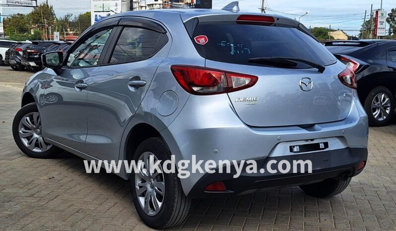 
MAZDA DEMIO FULL 4WD  ( 15S 4WD ) full									