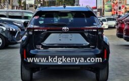 
TOYOTA YARIS CROSS FULL4WD   ( G4WD ) full									