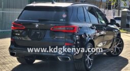 
										BMW (  X5  ) full									