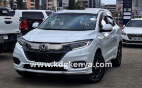 HONDA VEZEL ( HYBRID Z HONDA SENSING FF )