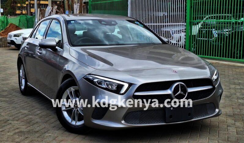
								MERCEDES BENZ (  A180 ) full									