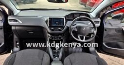 PEUGEOT  ( 208 )