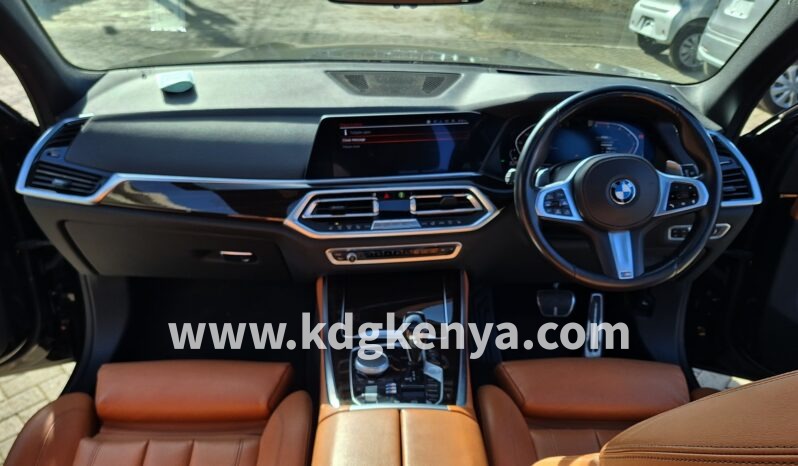 
								BMW (  X5  ) full									