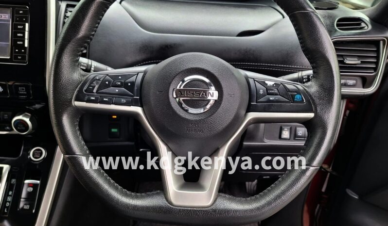 
								NISSAN SERENA  FF ( HIGHWAY STAR V SELECTION 2 ) full									