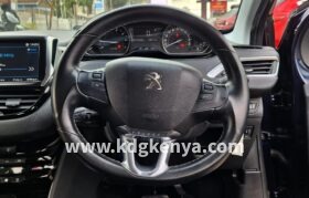 PEUGEOT  ( 208 )