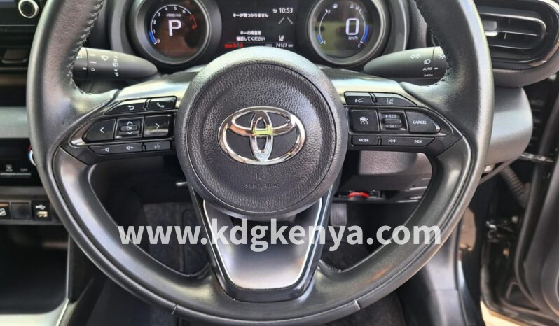 
TOYOTA YARIS CROSS FULL4WD   ( G4WD ) full									