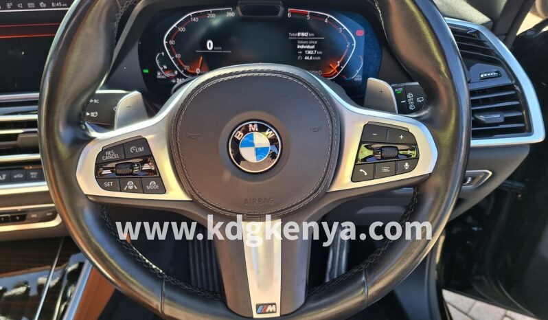 
								BMW (  X5  ) full									