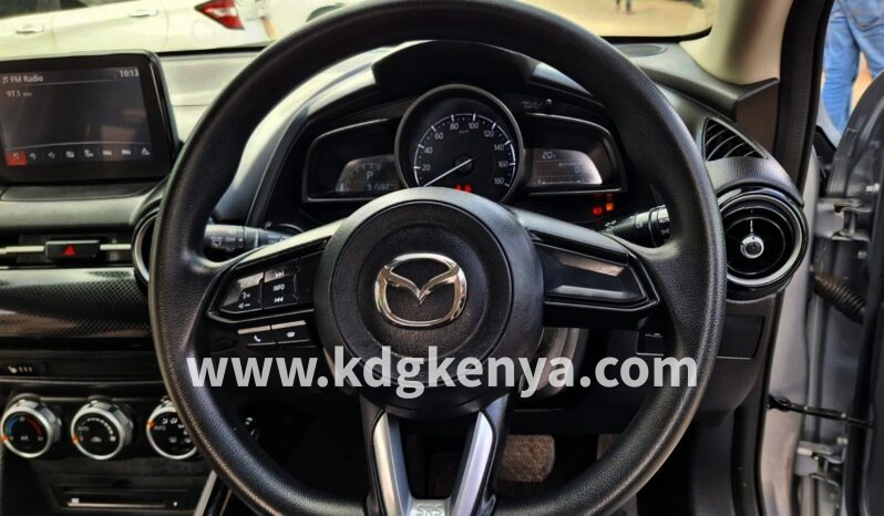 
MAZDA DEMIO FULL 4WD  ( 15S 4WD ) full									