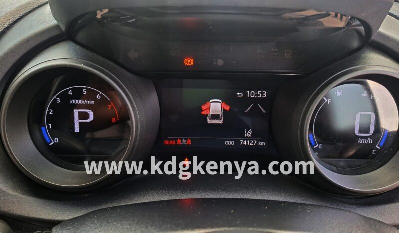 
TOYOTA YARIS CROSS FULL4WD   ( G4WD ) full									