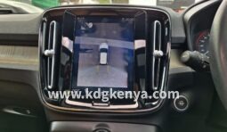 
										VOLVO XC40 ( T4 ) full									