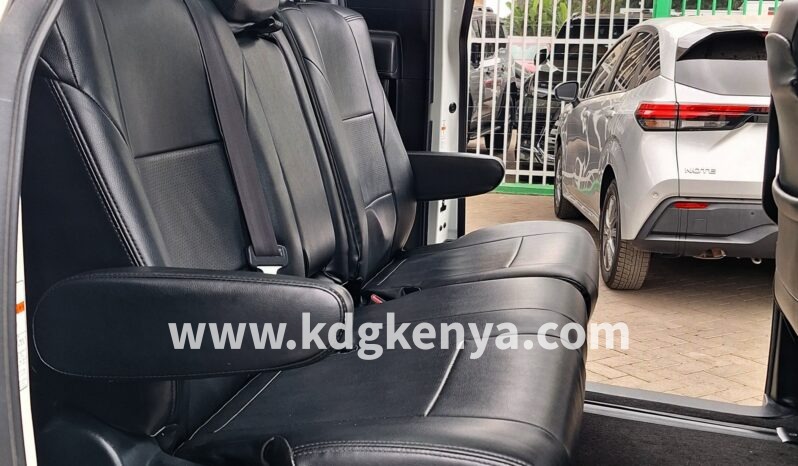 
								TOYOTA VELLFIRE FF  ( Z GRADE ) full									