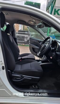 TOYOTA COROLLA FIELDER ( HYBRID FF ) full