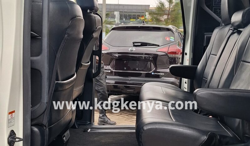 
								TOYOTA VELLFIRE FF  ( Z GRADE ) full									