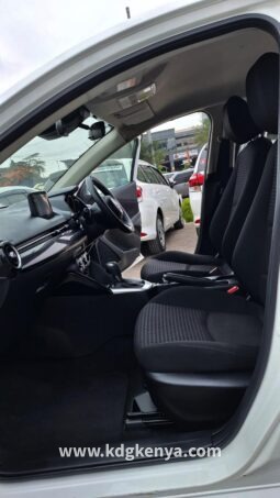 
										MAZDA DEMIO FULL4WD ( 15S ) full									