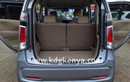 
										HONDA NWGN FF ( G GRADE HYBRID ) full									