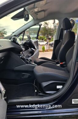 
										( PEUGEOT 208  ) full									