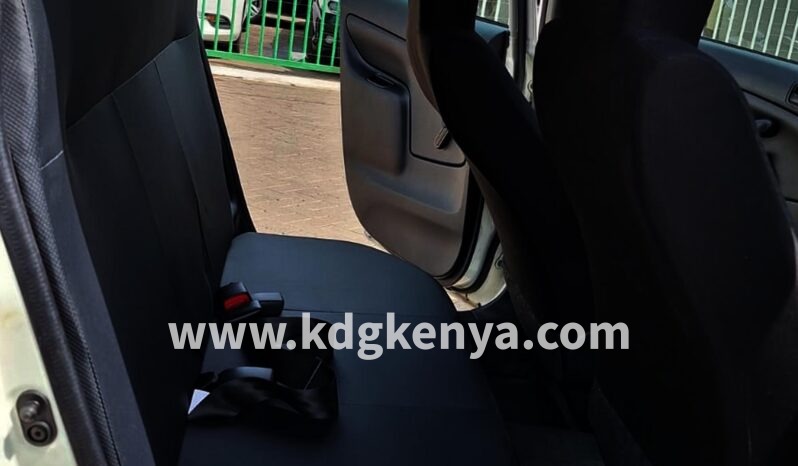 
								TOYOTA SUCCEED VAN ( 2WD ) full									