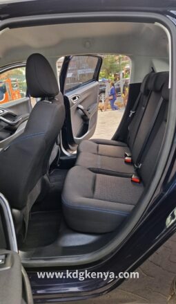 
										( PEUGEOT 208  ) full									