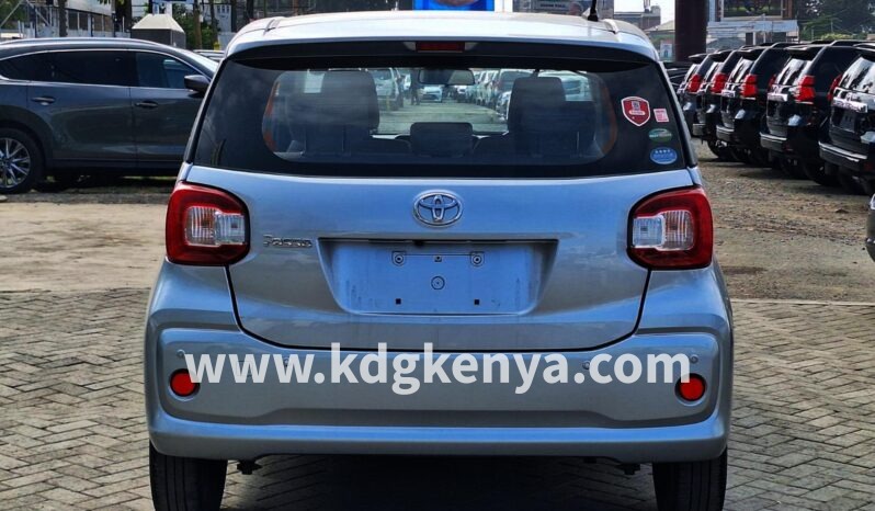 
TOYOTA PASSO FF ( X GRADE ) full									