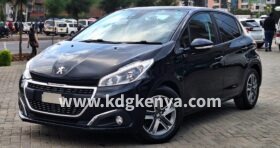 ( PEUGEOT 208  )