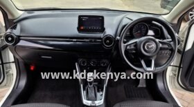MAZDA DEMIO FULL4WD ( 15S )