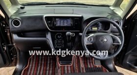 NISSAN DAYZ ROOX ( X V SELECTION )