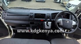 TOYOTA HIACE