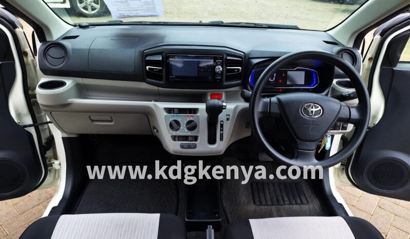 
TOYOTA PIXIS EPOCH (  X SA  FF ) full									